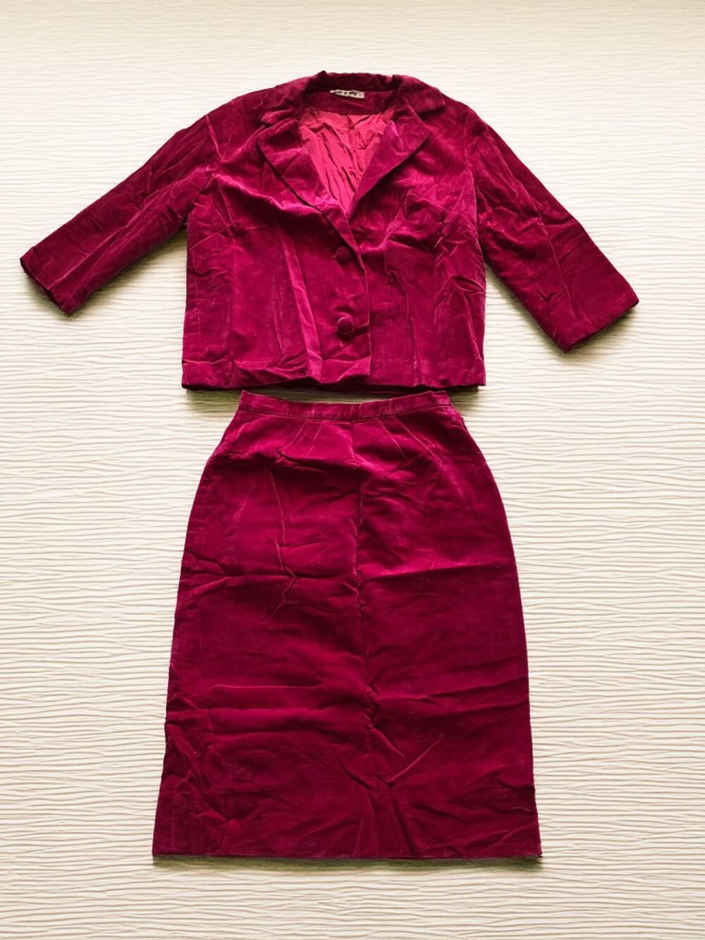 Vintage Nelly DeGrab New York Velvet Berry Red Skirt Two-Piece Suit Sz 10